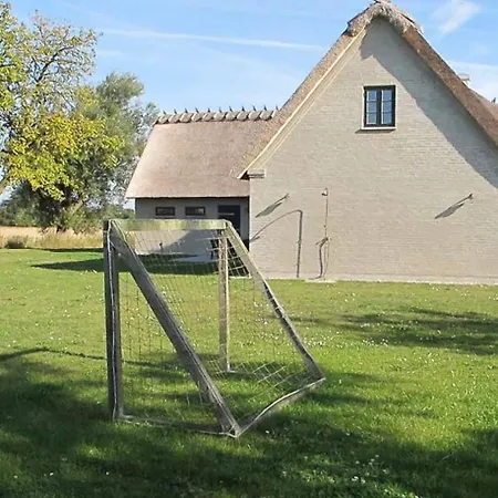 Embraced By Rural Feel In A Thatched House *